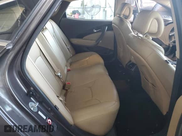 2016 Hyundai Azera с VIN KMHFG4JGXGA521610, выставлен на аукционе Copart как лот 46459445 с пробегом 114 445 миль миль и Списание • Salvage title. История ставок и продаж доступна на DreamBid. Изображение 10.