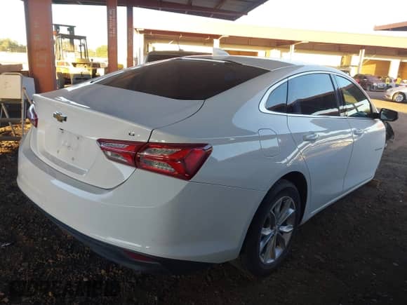 2020 Chevrolet Malibu LT с VIN 1G1ZD5ST2LF030689, выставлен на аукционе IAAI как лот 43331903 с пробегом 93 610 миль миль и . История ставок и продаж доступна на DreamBid. Изображение 4.