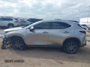 ✅ 2024 Lexus NX 350 Premium • VIN: 2T2GGCEZXRC038367 • Лот: 41492159. Опубликован ранее на IAAI с пробегом 34 753 миль. Бесплатный доступ к архиву аукционных продаж из США и подробный отчёт об истории автомобиля на DreamBid. Изображение 15.