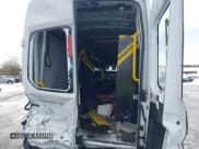 ✅ 2021 Ford Transit Cargo • VIN: 1FTBW3X89MKA61149 • Lot: 41520778. Wystawiony na IAAI z przebiegiem Nie podano. Bezpłatny archiwum sprzedaży aukcyjnych z USA i szczegółowy raport historii pojazdu na DreamBid. Zdjęcie 8.