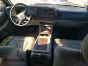 ✅ 2002 Chevrolet Suburban Z71 • VIN: 3GNFK16Z92G352130 • Lot: 71944685. Listed on Copart with Not provided. Free auction sales archive from the USA and detailed vehicle history report at DreamBid. Image 8.