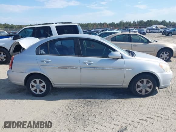 ✅ 2007 Hyundai Accent GLS • VIN: KMHCN46C17U097408 • Лот: 41050916. Опубликован ранее на IAAI с пробегом 110 266 миль. Бесплатный доступ к архиву аукционных продаж из США и подробный отчёт об истории автомобиля на DreamBid. Изображение 13.