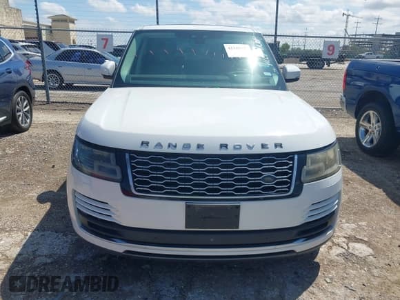 ✅ 2018 Land Rover Range Rover • VIN: SALGS5RE4JA381585 • Лот: 42348777. Опубликован ранее на IAAI с пробегом 76 529 миль. Бесплатный доступ к архиву аукционных продаж из США и подробный отчёт об истории автомобиля на DreamBid. Изображение 12.