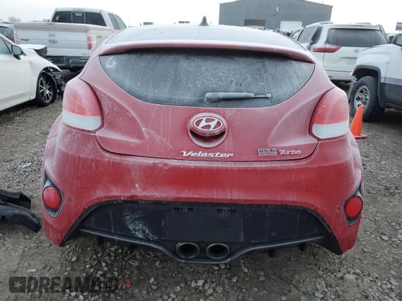 ✅ 2016 Hyundai Veloster Turbo • VIN: KMHTC6AE1GU254770 • Lot: 83377024. Wystawiony na Copart z przebiegiem Nie podano. Bezpłatny archiwum sprzedaży aukcyjnych z USA i szczegółowy raport historii pojazdu na DreamBid. Zdjęcie 6.