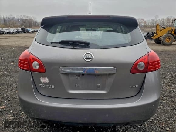 ✅ 2013 Nissan Rogue S • VIN: JN8AS5MV9DW651877 • Лот: 93566985. Опубликован ранее на Copart с пробегом 142 757 миль. Бесплатный доступ к архиву аукционных продаж из США и подробный отчёт об истории автомобиля на DreamBid. Изображение 6.