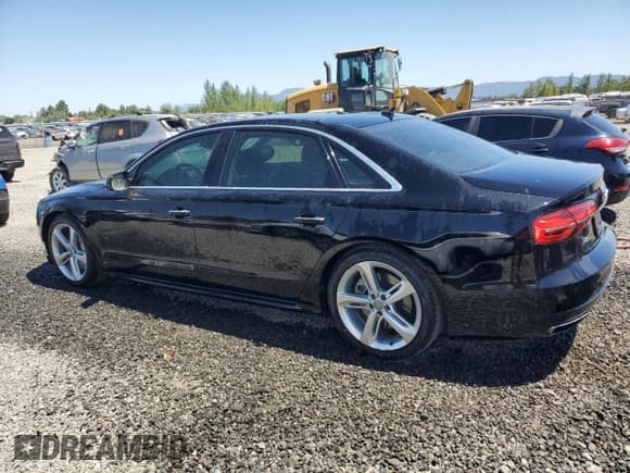 ✅ 2018 Audi A8 • VIN: WAU44AFD4JN000803 • Лот: 62789975. Опубликован ранее на Copart с пробегом 79 729 миль. Бесплатный доступ к архиву аукционных продаж из США и подробный отчёт об истории автомобиля на DreamBid. Изображение 2.