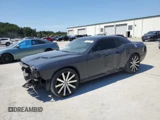 ✅ 2019 Dodge Challenger SXT • VIN: 2C3CDZAG5KH701900 • Lot: 70775285. Wystawiony na Copart z przebiegiem 142 357 mil. Bezpłatny archiwum sprzedaży aukcyjnych z USA i szczegółowy raport historii pojazdu na DreamBid. Zdjęcie 1.