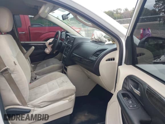 ✅ 2014 Dodge Grand Caravan SE • VIN: 2C4RDGBG6ER393661 • Лот: 43439070. Опубликован ранее на IAAI с пробегом 157 303 миль. Бесплатный доступ к архиву аукционных продаж из США и подробный отчёт об истории автомобиля на DreamBid. Изображение 5.