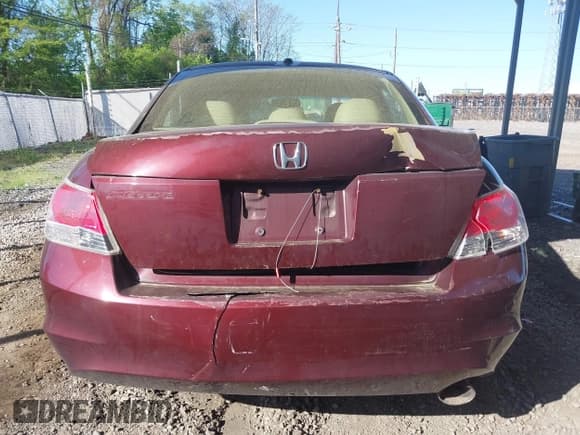 ✅ 2009 Honda Accord EX-L • VIN: 1HGCP26879A201257 • Lot: 42103690. Wystawiony na IAAI z przebiegiem 306 465 mil. Bezpłatny archiwum sprzedaży aukcyjnych z USA i szczegółowy raport historii pojazdu na DreamBid. Zdjęcie 16.