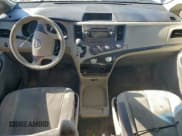 ✅ 2011 Toyota Sienna • VIN: 5TDZK3DC2BS050762 • Lot: 95861035. Listed on Copart with 188,769 mi. Free auction sales archive from the USA and detailed vehicle history report at DreamBid. Image 8.