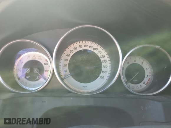 ✅ 2016 Mercedes-Benz E 400 • VIN: WDDKJ6FB7GF336307 • Lot: 81082595. Wystawiony na Copart z przebiegiem Nie podano. Bezpłatny archiwum sprzedaży aukcyjnych z USA i szczegółowy raport historii pojazdu na DreamBid. Zdjęcie 9.