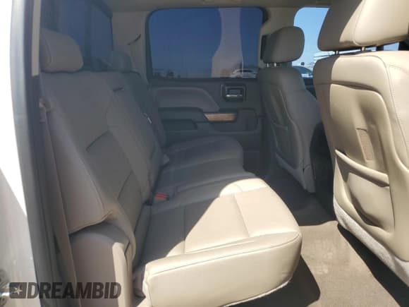 ✅ 2015 Chevrolet Silverado 1500 LTZ • VIN: 3GCUKSEJ2FG333684 • Лот: 52302485. Опубликован ранее на Copart с пробегом 53 932 миль. Бесплатный доступ к архиву аукционных продаж из США и подробный отчёт об истории автомобиля на DreamBid. Изображение 10.