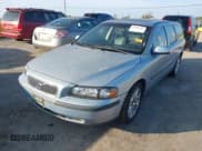✅ 2001 Volvo V70 2.3L Turbo • VIN: YV1SW53DX11007935 • Lot: 43848316. Listed on IAAI with Not provided. Free auction sales archive from the USA and detailed vehicle history report at DreamBid. Image 2.