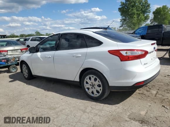 ✅ 2012 Ford Focus SE • VIN: 1FAHP3F25CL450597 • Lot: 55624155. Listed on Copart with 98,164 mi. Free auction sales archive from the USA and detailed vehicle history report at DreamBid. Image 2.