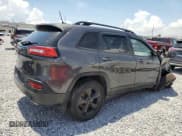 ✅ 2015 Jeep Cherokee Latitude • VIN: 1C4PJMCS2FW774367 • Lot: 64475165. Wystawiony na Copart z przebiegiem 178 384 mil. Bezpłatny archiwum sprzedaży aukcyjnych z USA i szczegółowy raport historii pojazdu na DreamBid. Zdjęcie 3.