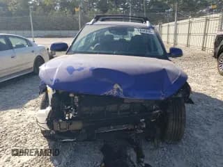 ✅ 2023 Hyundai Venue Limited • VIN: KMHRC8A38PU230924 • Lot: 76848904. Listed on Copart with 16,114 mi. Free auction sales archive from the USA and detailed vehicle history report at DreamBid. Image 5.