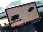 ✅ 2023 Tesla Model 3 • VIN: 5YJ3E1EA1PF696837 • Lot: 43775526. Wystawiony na IAAI z przebiegiem 36 920 mil. Bezpłatny archiwum sprzedaży aukcyjnych z USA i szczegółowy raport historii pojazdu na DreamBid. Zdjęcie 18.