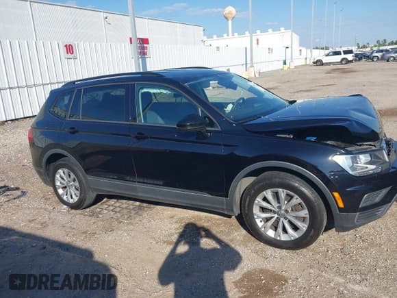 ✅ 2019 Volkswagen Tiguan S • VIN: 3VV1B7AX4KM172259 • Lot: 43448537. Listed on IAAI with 136,757 mi. Free auction sales archive from the USA and detailed vehicle history report at DreamBid. Image 13.
