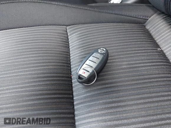 ✅ 2020 Nissan Maxima S • VIN: 1N4AA6BV2LC365639 • Lot: 42988482. Wystawiony na IAAI z przebiegiem 109 100 mil. Bezpłatny archiwum sprzedaży aukcyjnych z USA i szczegółowy raport historii pojazdu na DreamBid. Zdjęcie 11.