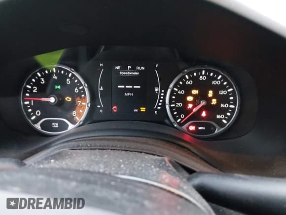 ✅ 2017 Jeep Renegade Latitude • VIN: ZACCJBBB3HPG03566 • Lot: 43810057. Listed on IAAI with 90,279 mi. Free auction sales archive from the USA and detailed vehicle history report at DreamBid. Image 7.