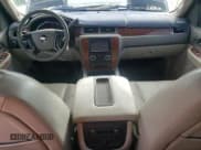 ✅ 2008 Chevrolet Silverado 2500HD LTZ • VIN: 1GCHK236X8F224961 • Lot: 85356695. Wystawiony na Copart z przebiegiem 273 082 mil. Bezpłatny archiwum sprzedaży aukcyjnych z USA i szczegółowy raport historii pojazdu na DreamBid. Zdjęcie 8.