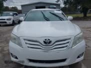 ✅ 2010 Toyota Camry LE • VIN: 4T4BF3EK5AR032795 • Лот: 43588505. Опубликован ранее на IAAI с пробегом 239 039 миль. Бесплатный доступ к архиву аукционных продаж из США и подробный отчёт об истории автомобиля на DreamBid. Изображение 6.