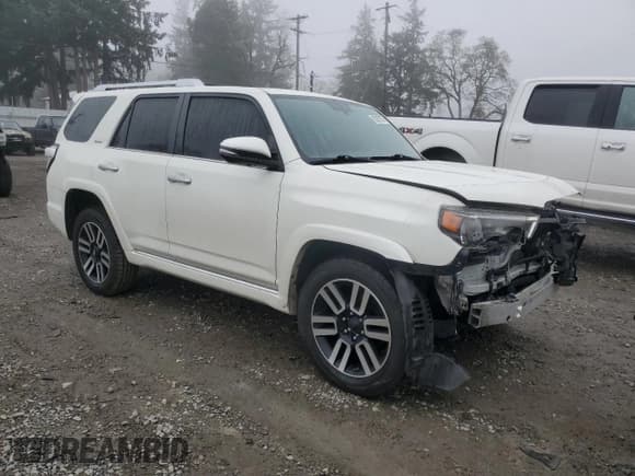✅ 2018 Toyota 4Runner SR5 • VIN: JTEBU5JR8J5577608 • Лот: 93257375. Опубликован ранее на Copart с пробегом 56 689 миль. Бесплатный доступ к архиву аукционных продаж из США и подробный отчёт об истории автомобиля на DreamBid. Изображение 4.