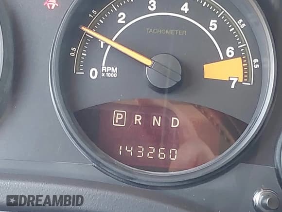 ✅ 2016 Jeep Patriot Sport • VIN: 1C4NJRBB3GD786756 • Lot: 42675775. Wystawiony na IAAI z przebiegiem 143 260 mil. Bezpłatny archiwum sprzedaży aukcyjnych z USA i szczegółowy raport historii pojazdu na DreamBid. Zdjęcie 15.