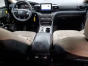 ✅ 2020 Ford Explorer • VIN: 1FMSK8BH0LGA95655 • Lot: 85313595. Wystawiony na Copart z przebiegiem 117 040 mil. Bezpłatny archiwum sprzedaży aukcyjnych z USA i szczegółowy raport historii pojazdu na DreamBid. Zdjęcie 8.