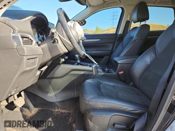 ✅ 2020 Mazda CX-5 Touring • VIN: JM3KFBCM6L0856058 • Lot: 81682095. Wystawiony na Copart z przebiegiem 24 455 mil. Bezpłatny archiwum sprzedaży aukcyjnych z USA i szczegółowy raport historii pojazdu na DreamBid. Zdjęcie 7.