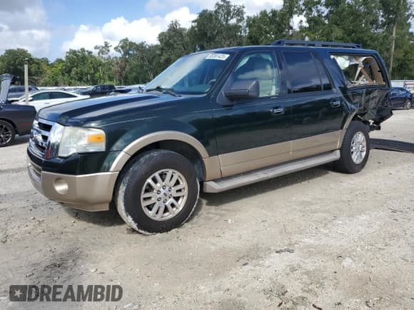 ✅ 2014 Ford Expedition Max XLT • VIN: 1FMJK1H58EEF42098 • Лот: 85361425. Опубликован ранее на Copart с пробегом 211 554 миль. Бесплатный доступ к архиву аукционных продаж из США и подробный отчёт об истории автомобиля на DreamBid. Изображение 1.