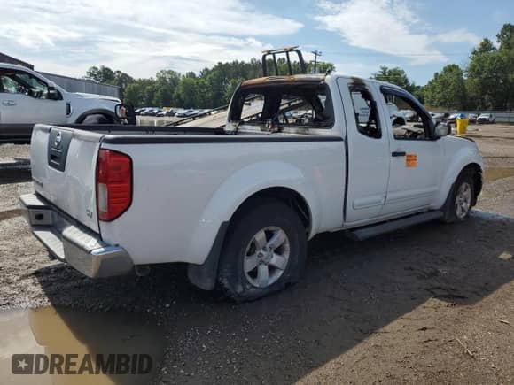 2011 Nissan Frontier SV z VIN 1N6AD0CU3BC410278, wystawiony jako Copart lot #67110945 z przebiegiem Nie podano mil oraz Szkoda całkowita • Salvage title. Historia ofert i sprzedaży dostępna na DreamBid. Obrazek 3.
