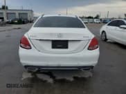 ✅ 2018 Mercedes-Benz C 300 • VIN: 55SWF4KB0JU241962 • Lot: 81003185. Wystawiony na Copart z przebiegiem 61 708 mil. Bezpłatny archiwum sprzedaży aukcyjnych z USA i szczegółowy raport historii pojazdu na DreamBid. Zdjęcie 6.