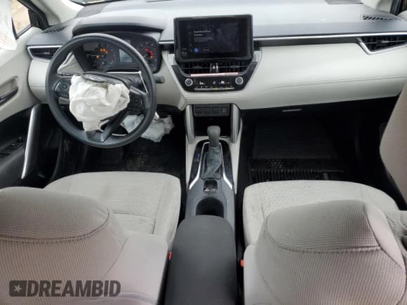 ✅ 2024 Toyota Corolla Cross L • VIN: 7MUAAABG3RV105424 • Lot: 86655895. Listed on Copart with 54,814 mi. Free auction sales archive from the USA and detailed vehicle history report at DreamBid. Image 8.