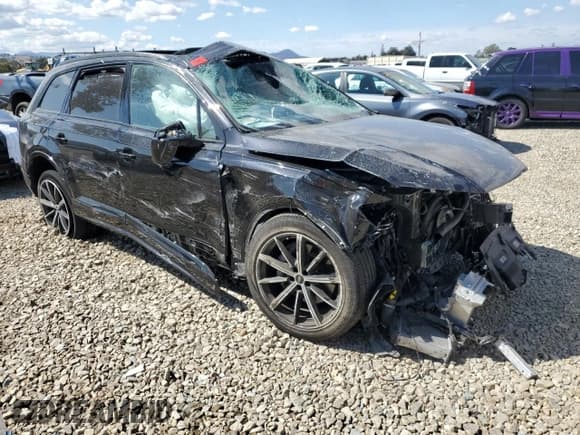 ✅ 2021 Audi Q7 Premium Plus • VIN: WA1LXAF75MD027920 • Lot: 80030175. Wystawiony na Copart z przebiegiem 70 449 mil. Bezpłatny archiwum sprzedaży aukcyjnych z USA i szczegółowy raport historii pojazdu na DreamBid. Zdjęcie 4.