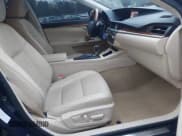 ✅ 2013 Lexus ES 300h • VIN: JTHBW1GG7D2017225 • Lot: 43806976. Wystawiony na IAAI z przebiegiem 184 401 mil. Bezpłatny archiwum sprzedaży aukcyjnych z USA i szczegółowy raport historii pojazdu na DreamBid. Zdjęcie 5.