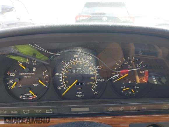 ✅ 1990 Mercedes-Benz 420 SEL • VIN: WDBCA35E2LA538213 • Лот: 42259120. Опубликован ранее на IAAI с пробегом 194 521 миль. Бесплатный доступ к архиву аукционных продаж из США и подробный отчёт об истории автомобиля на DreamBid. Изображение 7.