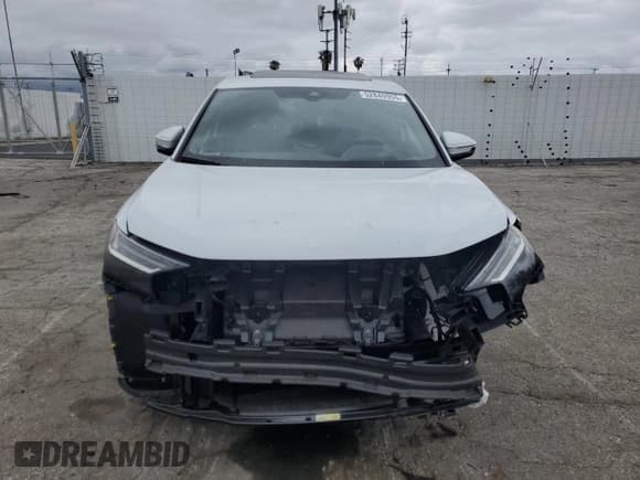 ✅ 2023 Audi Q4 e-tron Sportback Prestige • VIN: WA142BFZXPP076866 • Лот: 52849955. Опубликован ранее на Copart с пробегом 9 045 миль. Бесплатный доступ к архиву аукционных продаж из США и подробный отчёт об истории автомобиля на DreamBid. Изображение 5.