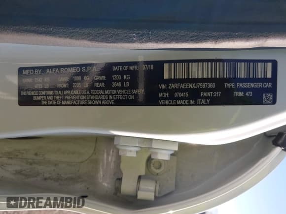 ✅ 2018 Alfa Romeo Giulia Ti Sport • VIN: ZARFAEENXJ7597360 • Lot: 43680713. Listed on IAAI with 104,051 mi. Free auction sales archive from the USA and detailed vehicle history report at DreamBid. Image 9.