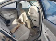 ✅ 2002 Oldsmobile Alero GL1 • VIN: 1G3NL52E52C132580 • Lot: 41933636. Wystawiony na IAAI z przebiegiem 164 863 mil. Bezpłatny archiwum sprzedaży aukcyjnych z USA i szczegółowy raport historii pojazdu na DreamBid. Zdjęcie 8.