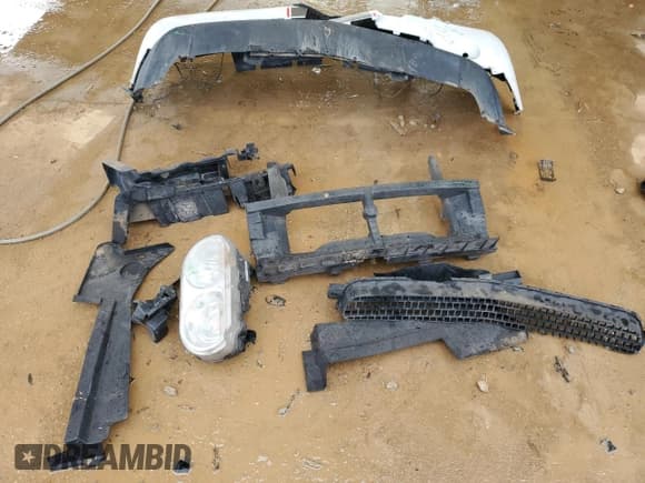 ✅ 2013 Dodge Challenger Rallye Redline • VIN: 2C3CDYAG6DH540177 • Lot: 43340525. Wystawiony na Copart z przebiegiem 129 850 mil. Bezpłatny archiwum sprzedaży aukcyjnych z USA i szczegółowy raport historii pojazdu na DreamBid. Zdjęcie 12.