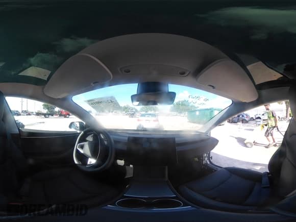 ✅ 2025 Tesla Model 3 Long Range • VIN: 5YJ3E1EB8SF887317 • Лот: 42490016. Опубликован ранее на IAAI с пробегом 4 617 миль. Бесплатный доступ к архиву аукционных продаж из США и подробный отчёт об истории автомобиля на DreamBid. Изображение 22.