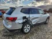 ✅ 2018 Volkswagen Atlas S • VIN: 1V2GR2CA1JC527533 • Lot: 85124245. Listed on Copart with 105,150 mi. Free auction sales archive from the USA and detailed vehicle history report at DreamBid. Image 3.