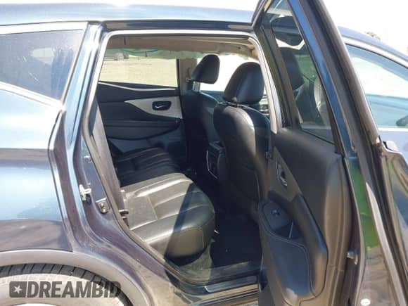 2015 Nissan Murano Platinum with VIN 5N1AZ2MH3FN272443, listed as a IAAI auction lot 43205424 with 147,455 mi miles and . Bid and sale history available at DreamBid. Image 8.