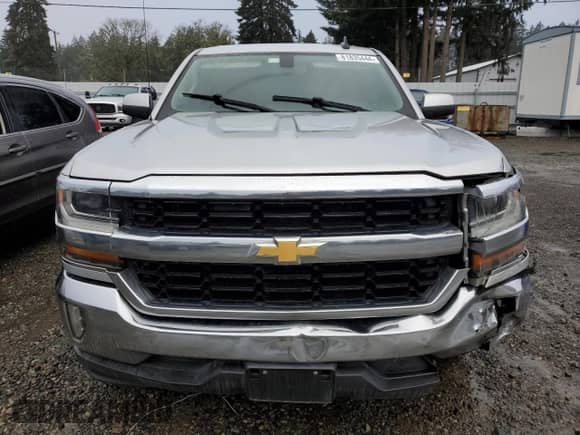 2017 Chevrolet Silverado 1500 LT z VIN 3GCUCRER4HG505048, wystawiony jako Copart lot #81835444 z przebiegiem 114 021 mil mil oraz Szkoda całkowita • Salvage title. Historia ofert i sprzedaży dostępna na DreamBid. Obrazek 5.
