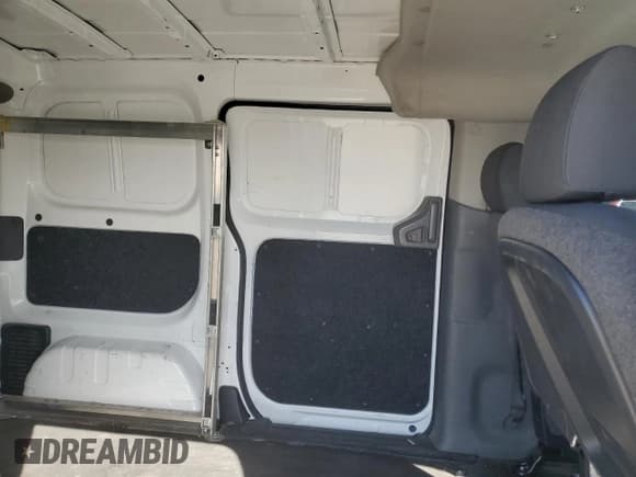 ✅ 2017 Nissan NV200 SV • VIN: 3N6CM0KN6HK715263 • Lot: 92063625. Listed on Copart with 146,693 mi. Free auction sales archive from the USA and detailed vehicle history report at DreamBid. Image 11.