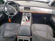 ✅ 2015 Jaguar XF T Premium • VIN: SAJWA0FS3FPU39775 • Lot: 58977515. Wystawiony na Copart z przebiegiem Nie podano. Bezpłatny archiwum sprzedaży aukcyjnych z USA i szczegółowy raport historii pojazdu na DreamBid. Zdjęcie 8.