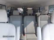 ✅ 2017 Ford Transit XL • VIN: 1FBZX2ZM1HKB13397 • Lot: 41647229. Wystawiony na IAAI z przebiegiem 74 549 mil. Bezpłatny archiwum sprzedaży aukcyjnych z USA i szczegółowy raport historii pojazdu na DreamBid. Zdjęcie 8.