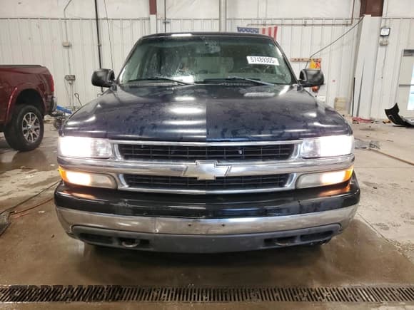 ✅ 2005 Chevrolet Suburban LT • VIN: 1GNFK16ZX5J225003 • Лот: 57489305. Опубликован ранее на Copart с пробегом 254 578 миль. Бесплатный доступ к архиву аукционных продаж из США и подробный отчёт об истории автомобиля на DreamBid. Изображение 5.