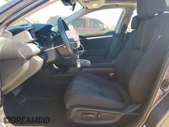 ✅ 2019 Honda Civic EX • VIN: JHMFC1F39KX004579 • Lot: 86689255. Listed on Copart with 82,714 mi. Free auction sales archive from the USA and detailed vehicle history report at DreamBid. Image 7.